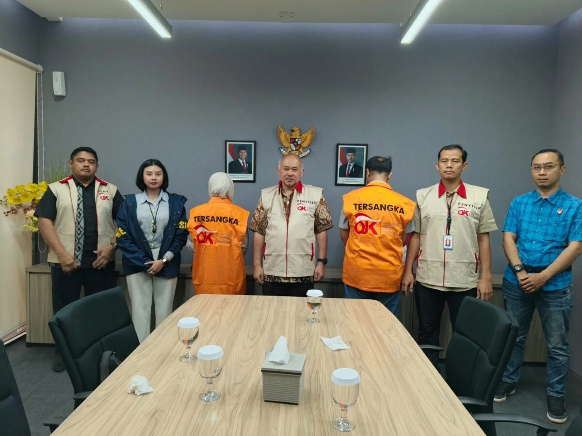 OJK Serahkan Dua Direksi BPR DCN Malang ke Kejaksaan, Dugaan Penyimpangan Capai Rp54,9 Miliar